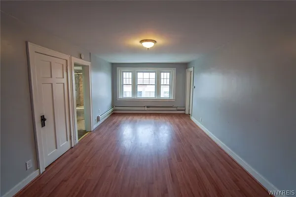 $1,250 | 1225 Hertel Avenue, Unit 4, Buffalo, NY 14216