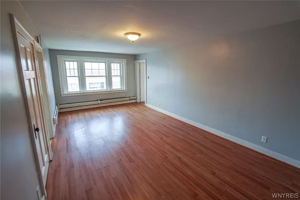 $1,250 | 1225 Hertel Avenue, Unit 4, Buffalo, NY 14216