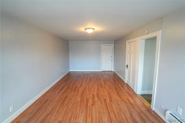 $1,250 | 1225 Hertel Avenue, Unit 4, Buffalo, NY 14216