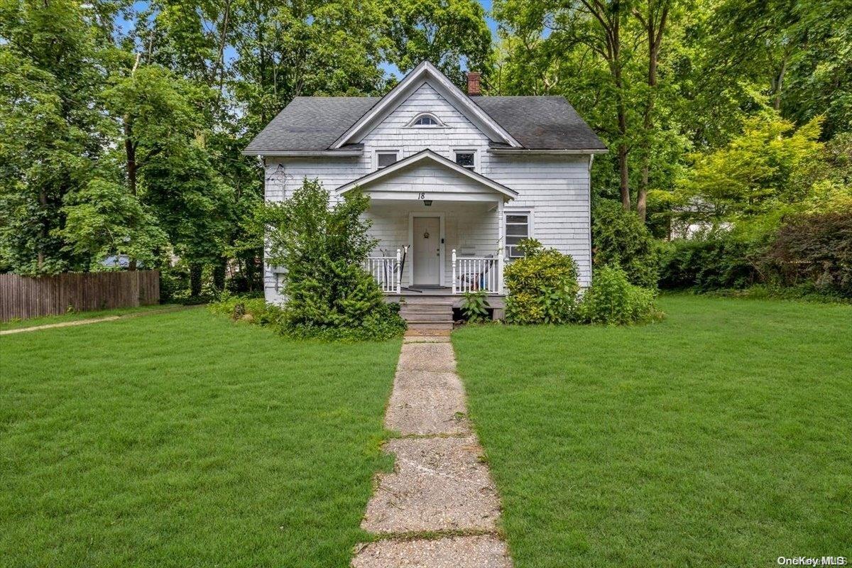 18 Soundview Road Huntington, NY 11743 - Photo 1 of 1 Gallery Image 1