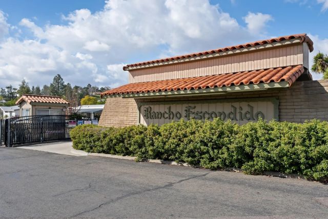 $449,900 | 525 West El Norte Parkway, Unit SPC 340, Escondido, CA 92026