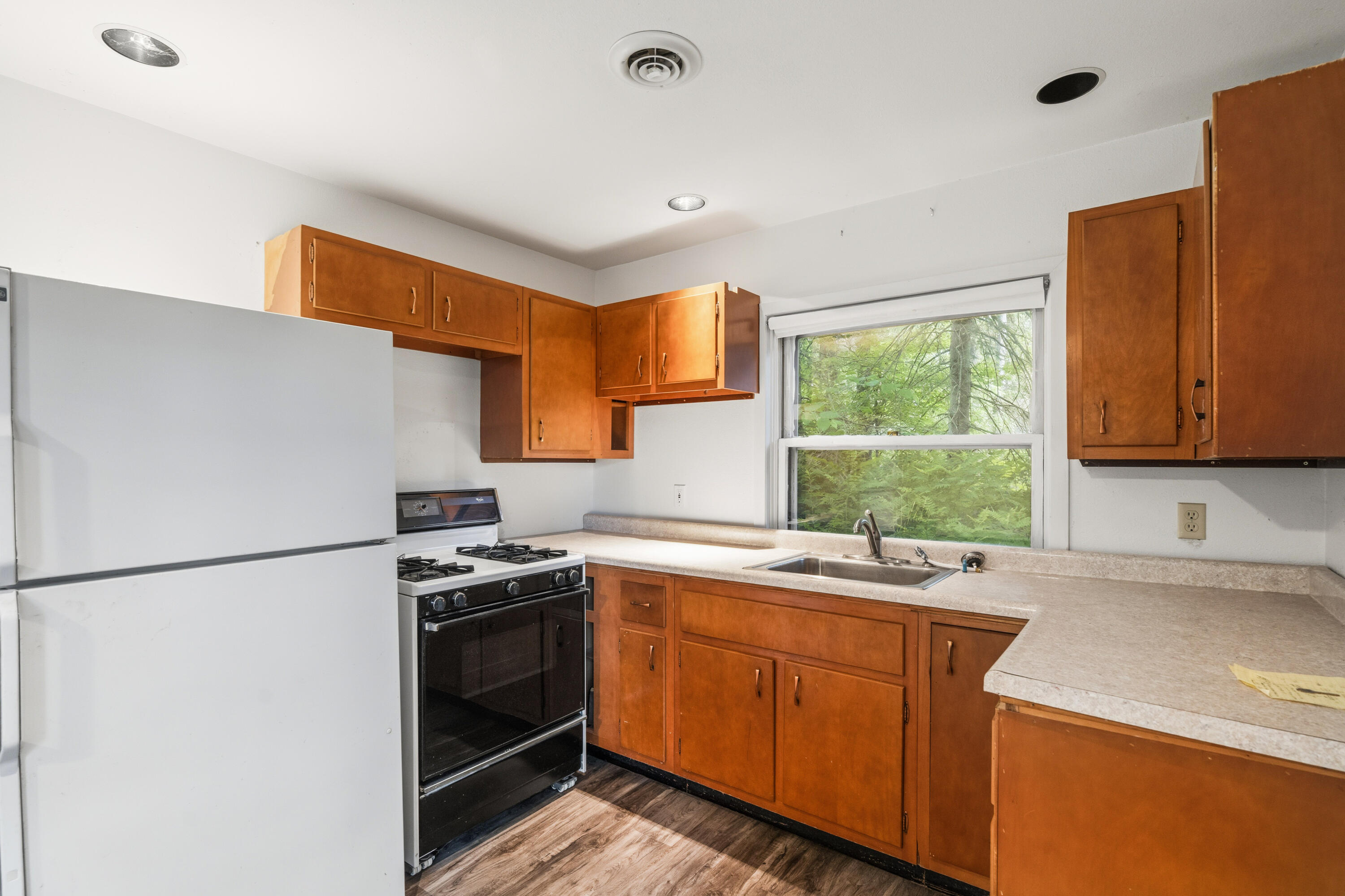 N2220 Foster Road South Holland, WI 53070 - Photo 20 of 38 Additional Dwelling Kitchen