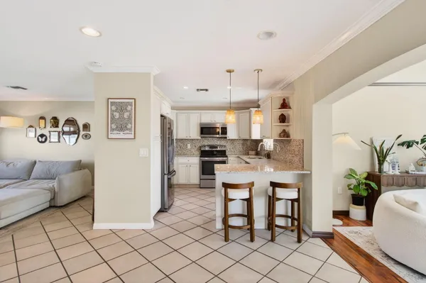 $780,000 | 301 Southeast 8th Avenue, Deerfield Beach, FL 33441