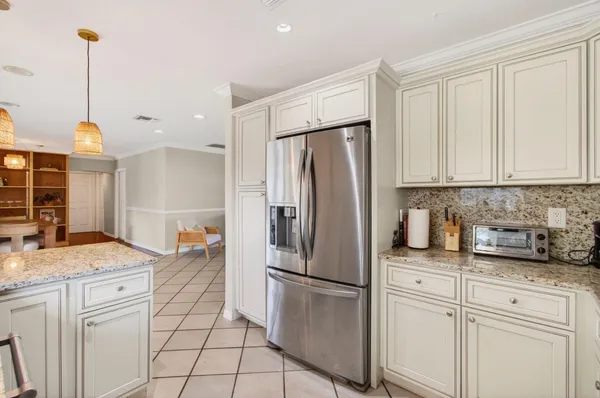 $780,000 | 301 Southeast 8th Avenue, Deerfield Beach, FL 33441