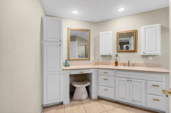 $780,000 | 301 Southeast 8th Avenue, Deerfield Beach, FL 33441