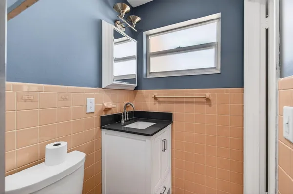 $780,000 | 301 Southeast 8th Avenue, Deerfield Beach, FL 33441