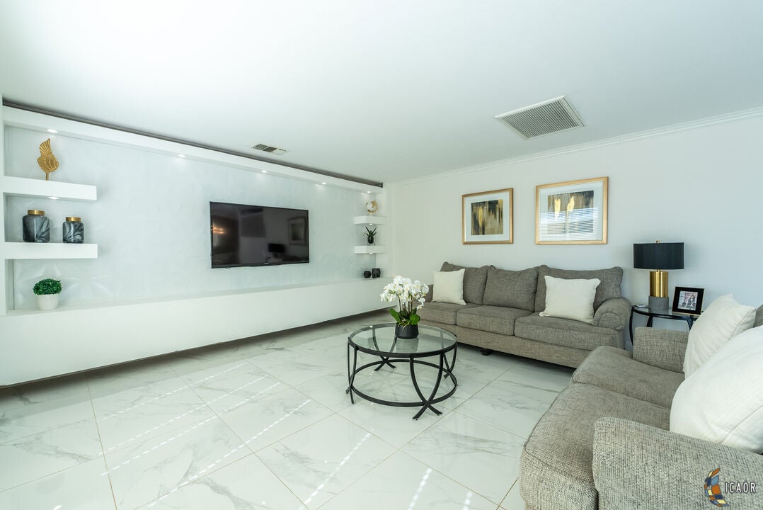 1701 Rodeo Drive Imperial, CA 92251 - Photo 14 of 30 Gallery Image 14