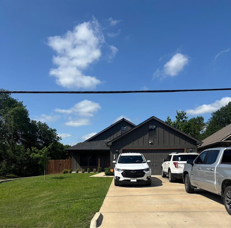 2631 Fish Tank Road Corsicana, TX 75110 - Photo 3 of 31 a car parked in front of house