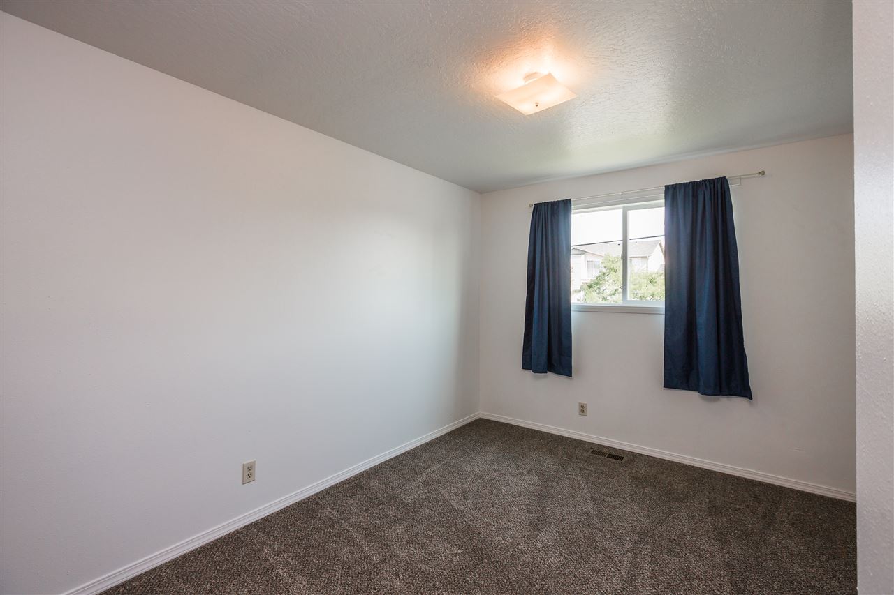 2603 North Bowdish Road Spokane Valley, WA 99206 - Photo 13 of 20 Gallery Image 13