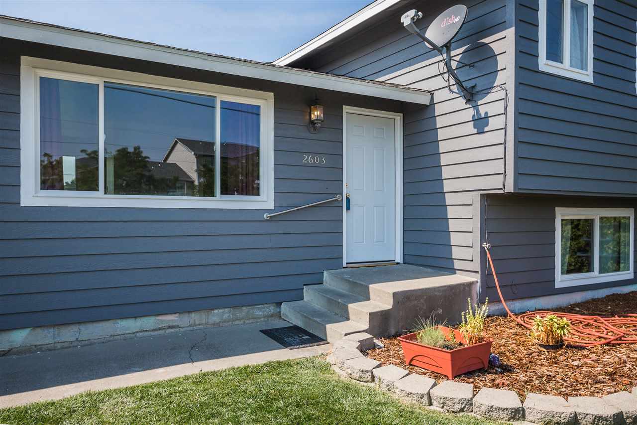 2603 North Bowdish Road Spokane Valley, WA 99206 - Photo 3 of 20 Gallery Image 3