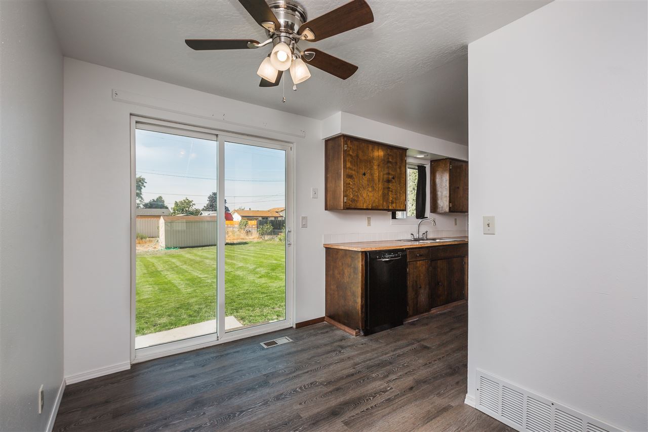 2603 North Bowdish Road Spokane Valley, WA 99206 - Photo 10 of 20 Gallery Image 10