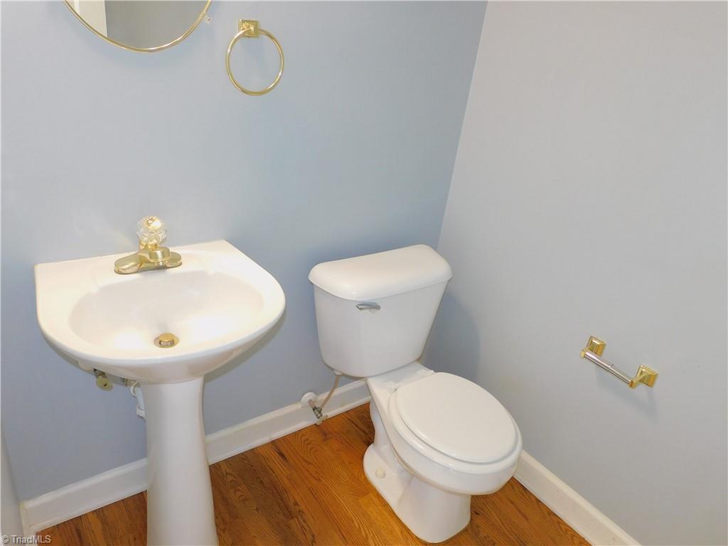 4108 Stillbrook Lane High Point, NC 27265 - Photo 15 of 44