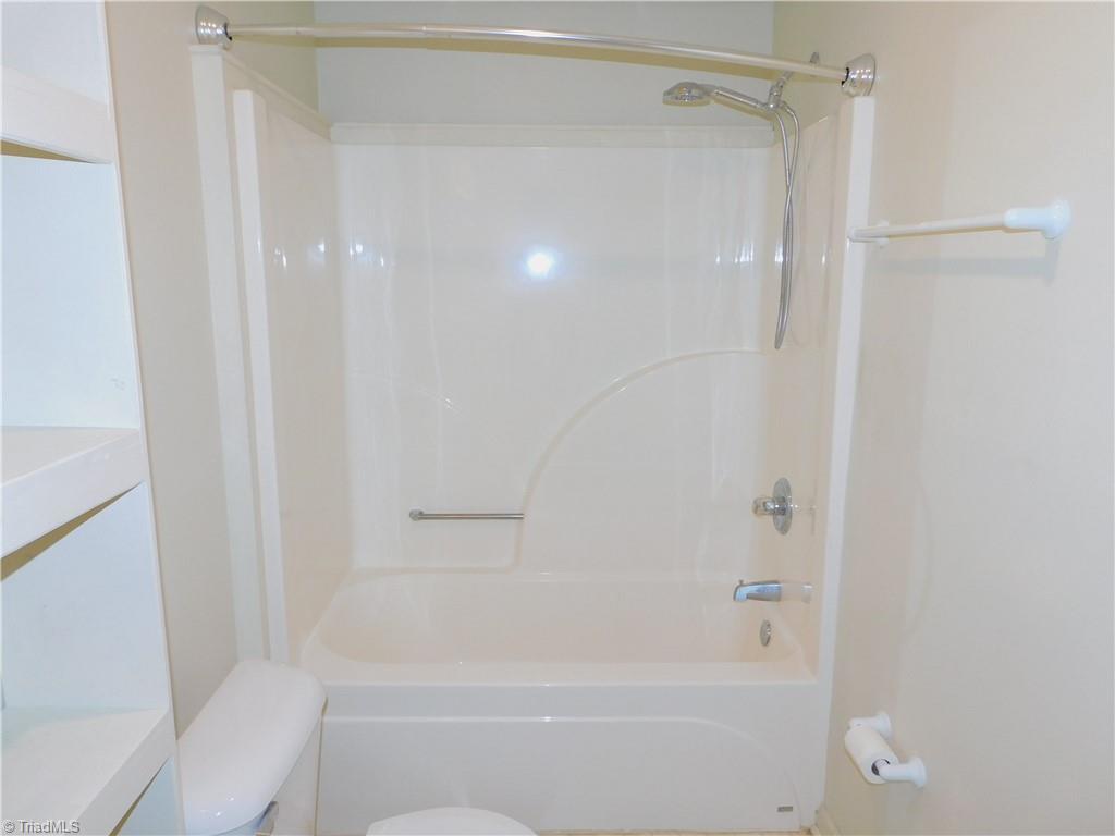 4108 Stillbrook Lane High Point, NC 27265 - Photo 37 of 44