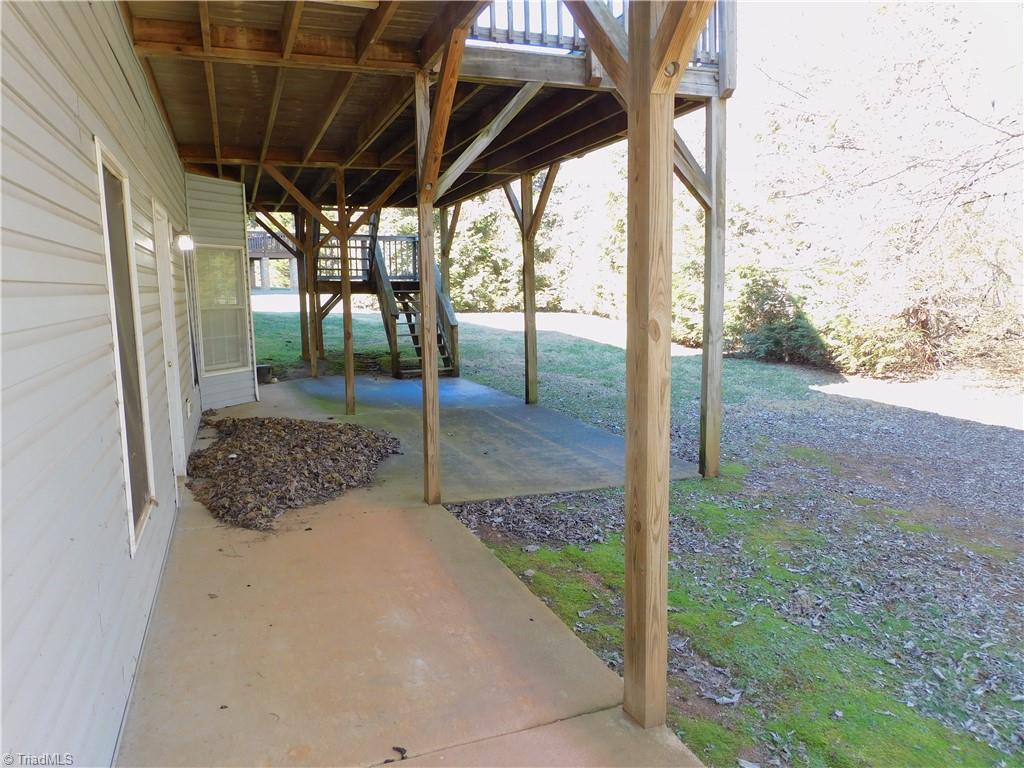 4108 Stillbrook Lane High Point, NC 27265 - Photo 40 of 44