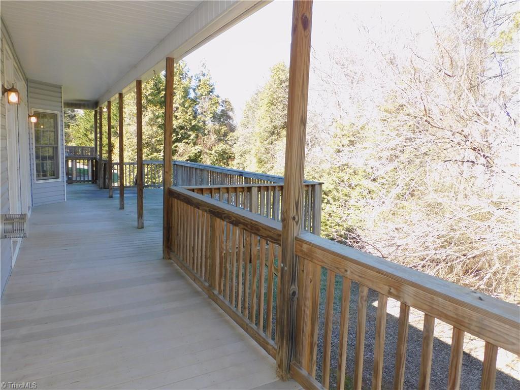 4108 Stillbrook Lane High Point, NC 27265 - Photo 42 of 44