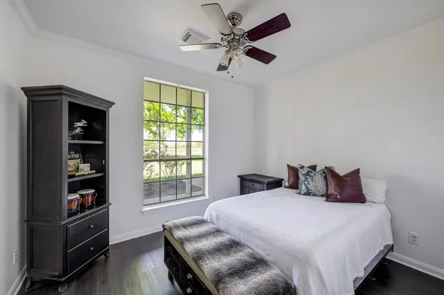 $945,000 | 6902 Bois D'Arc Lane, Fulshear, TX 77406