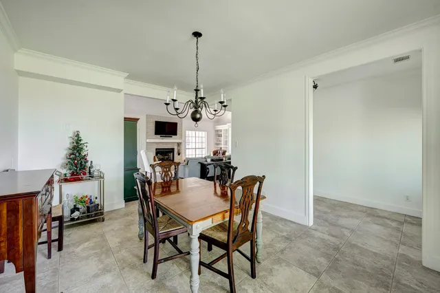 $945,000 | 6902 Bois D'Arc Lane, Fulshear, TX 77406