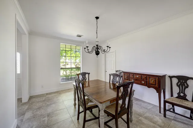 $945,000 | 6902 Bois D'Arc Lane, Fulshear, TX 77406