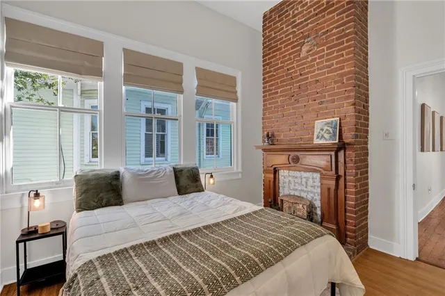 $899,000 | 4136-38 Prytania Street, New Orleans, LA 70115