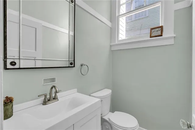 $899,000 | 4136-38 Prytania Street, New Orleans, LA 70115