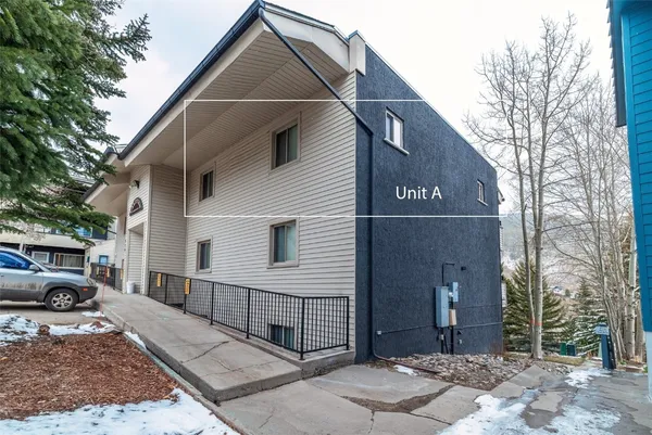 a front view of a building