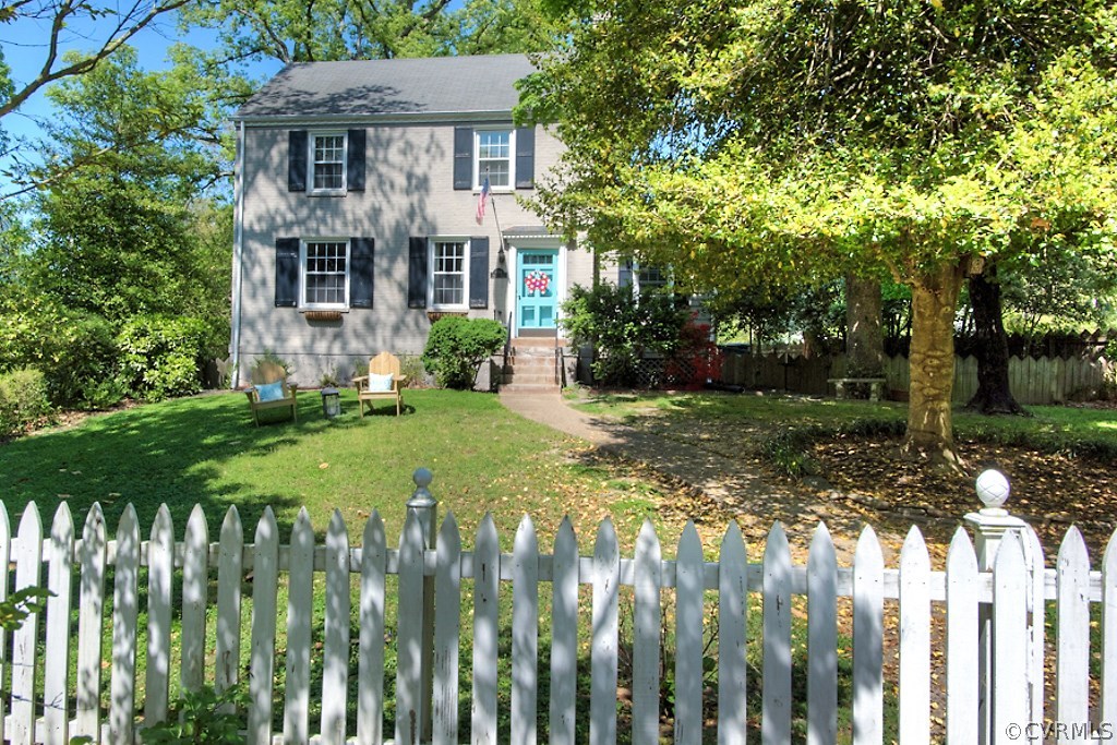 1014 Foxcroft Road Henrico, VA 23229 - Photo 2 of 45 Gallery Image 2