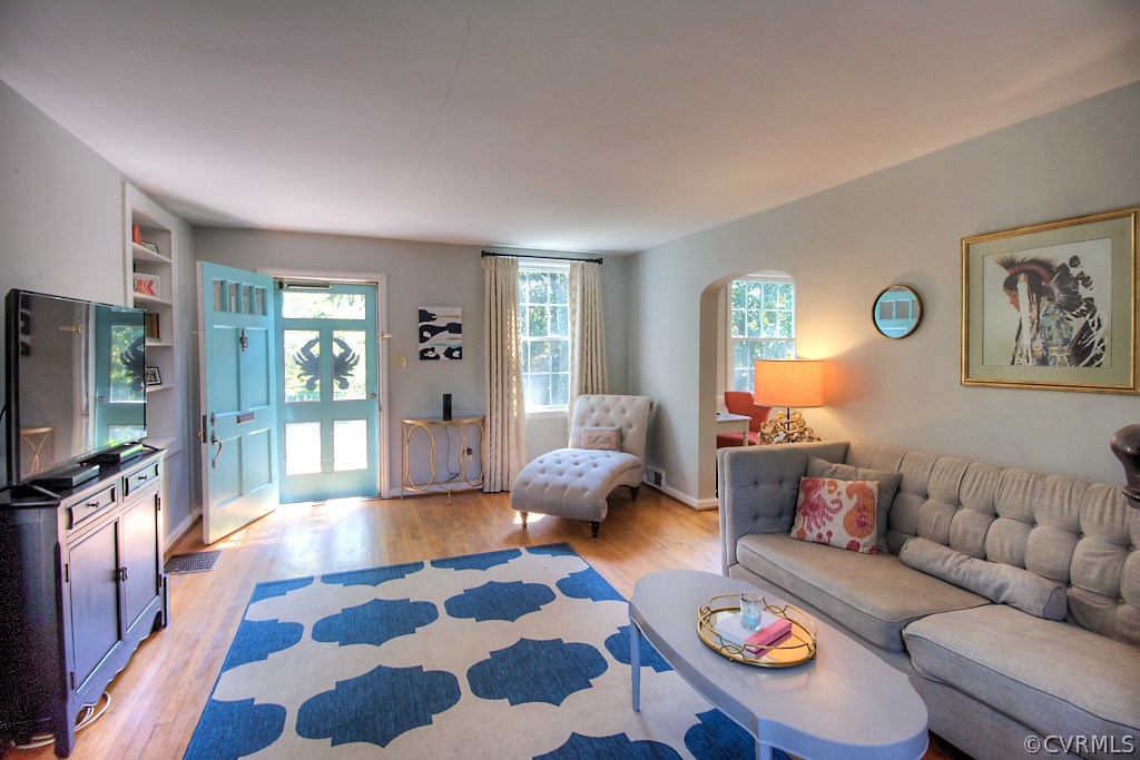 1014 Foxcroft Road Henrico, VA 23229 - Photo 8 of 45 Gallery Image 8