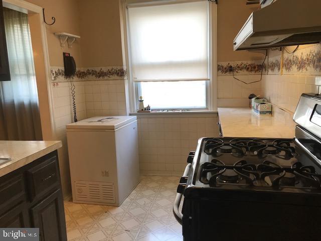 3539 Rhawn Street Philadelphia, PA 19136 - Photo 3 of 18 Gallery Image 3