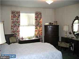 23 Overhill Road Upper Darby, PA 19082 - Photo 10 of 12