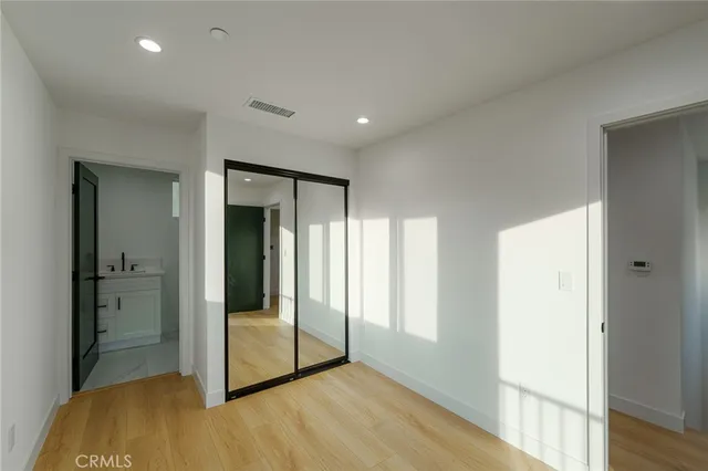 $2,750 | 14125 Emelita Street, Sherman Oaks, CA 91401