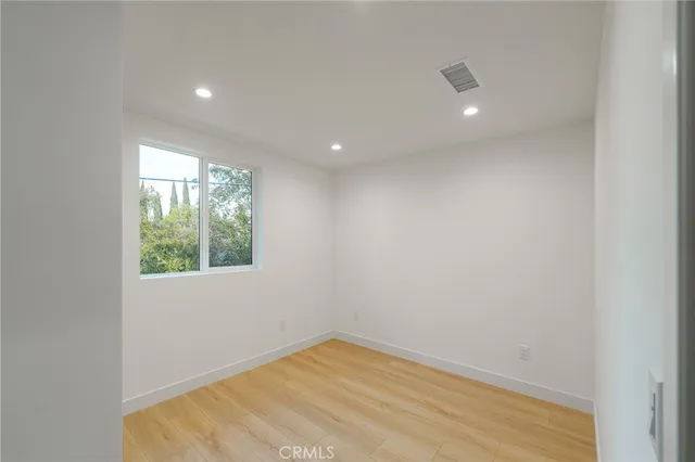 $2,750 | 14125 Emelita Street, Sherman Oaks, CA 91401