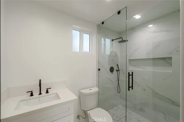 $2,750 | 14125 Emelita Street, Sherman Oaks, CA 91401