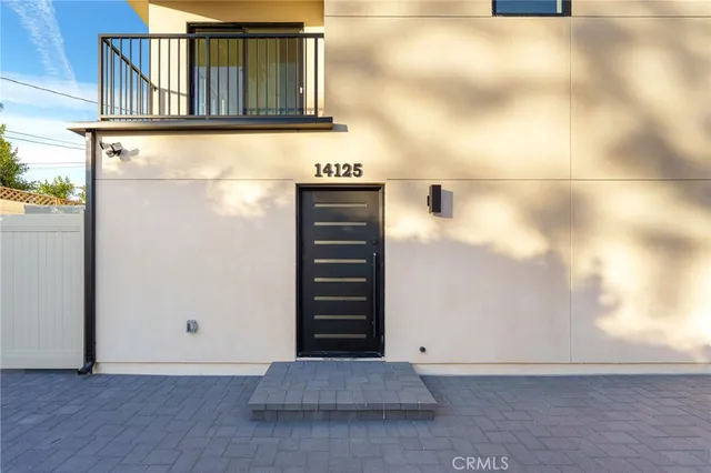 $2,750 | 14125 Emelita Street, Sherman Oaks, CA 91401