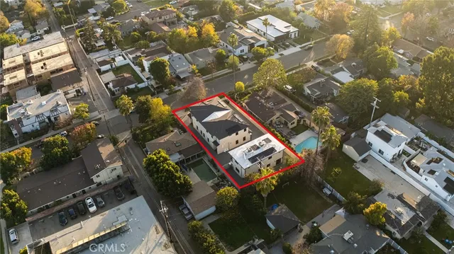 $2,750 | 14125 Emelita Street, Sherman Oaks, CA 91401