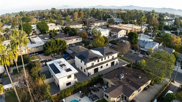 $2,750 | 14125 Emelita Street, Sherman Oaks, CA 91401