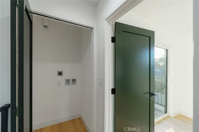 $2,750 | 14125 Emelita Street, Sherman Oaks, CA 91401