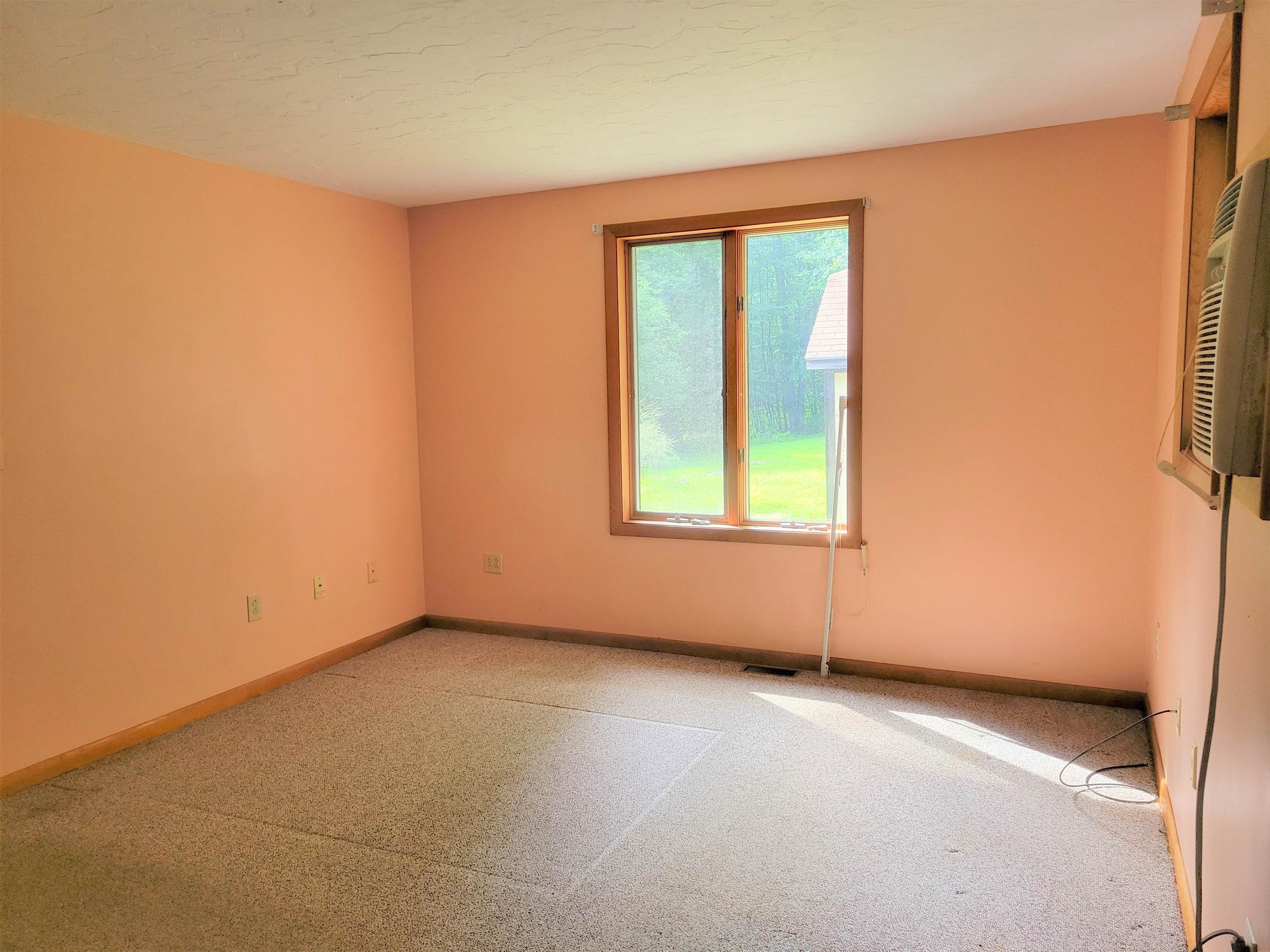7312 Oak Hill Road Loudon, NH 03307 - Photo 14 of 36