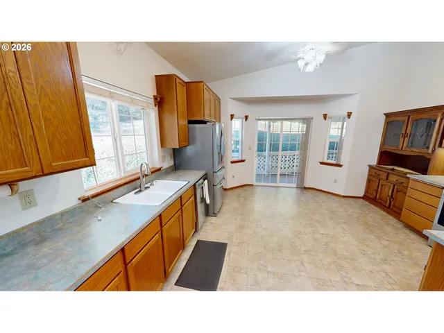 $405,000 | 1389 Glenwood Drive, Brookings, OR 97415