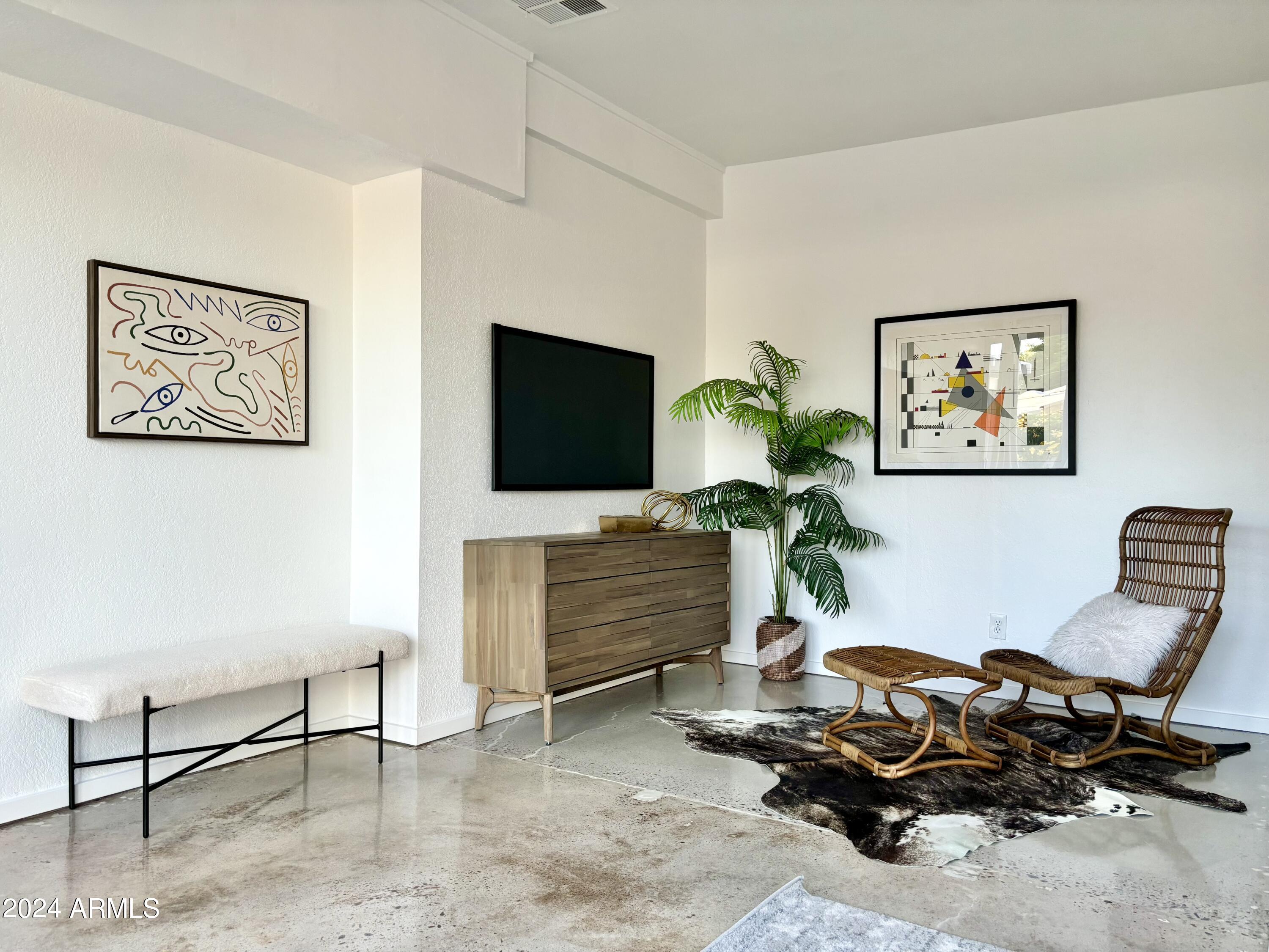 5809 North 11th Street Phoenix, AZ 85014 - Photo 19 of 23 Master Bedroom 3