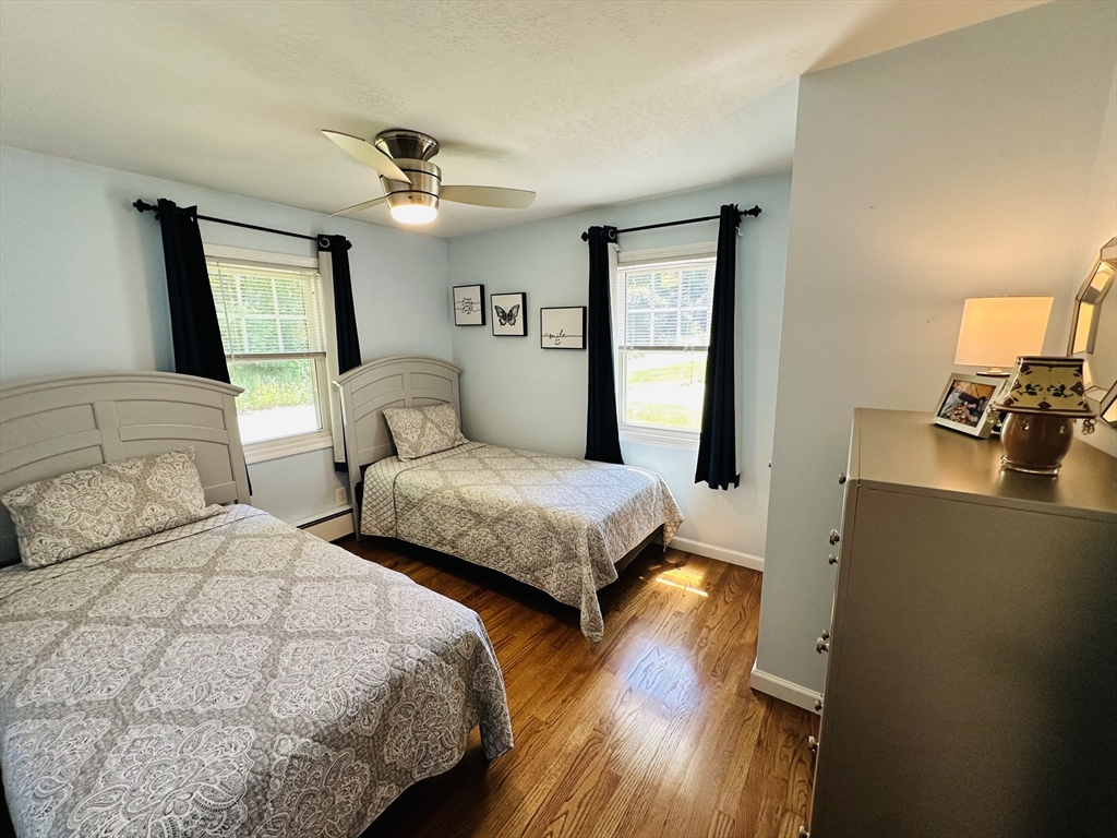 170 Treetop Avenue Springfield, MA 01118 - Photo 11 of 25