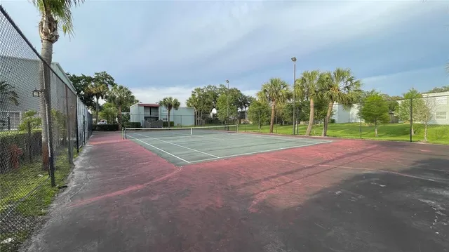 $140,000 | 2850 Somerset Park Drive, Unit 201, Tampa, FL 33613