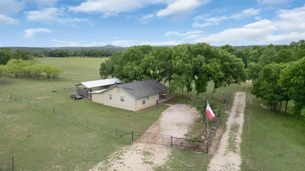 $375,000 | 11300 Fm 581, Lometa, TX 76853