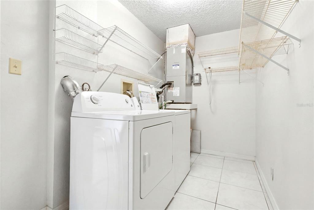 2062 Sunset Point Road, Unit 64 Clearwater, FL 33765 - Photo 20 of 46