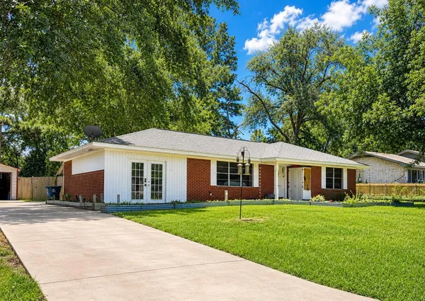 $169,500 | 409 Poe Street, Quitman, TX 75783
