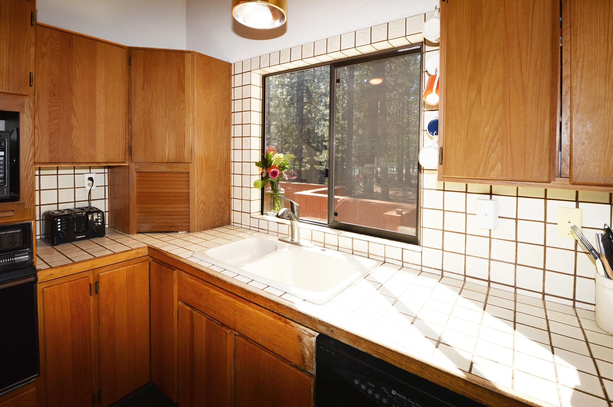 70555 Jacobs Ladder, Unit GM218 Black Butte Ranch, OR 97759 - Photo 19 of 46 17b