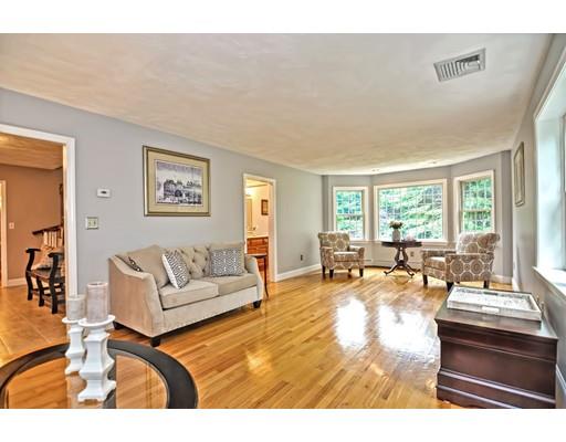 7 Sparrow Road Norfolk, MA 02056 - Photo 5 of 39 Gallery Image 5
