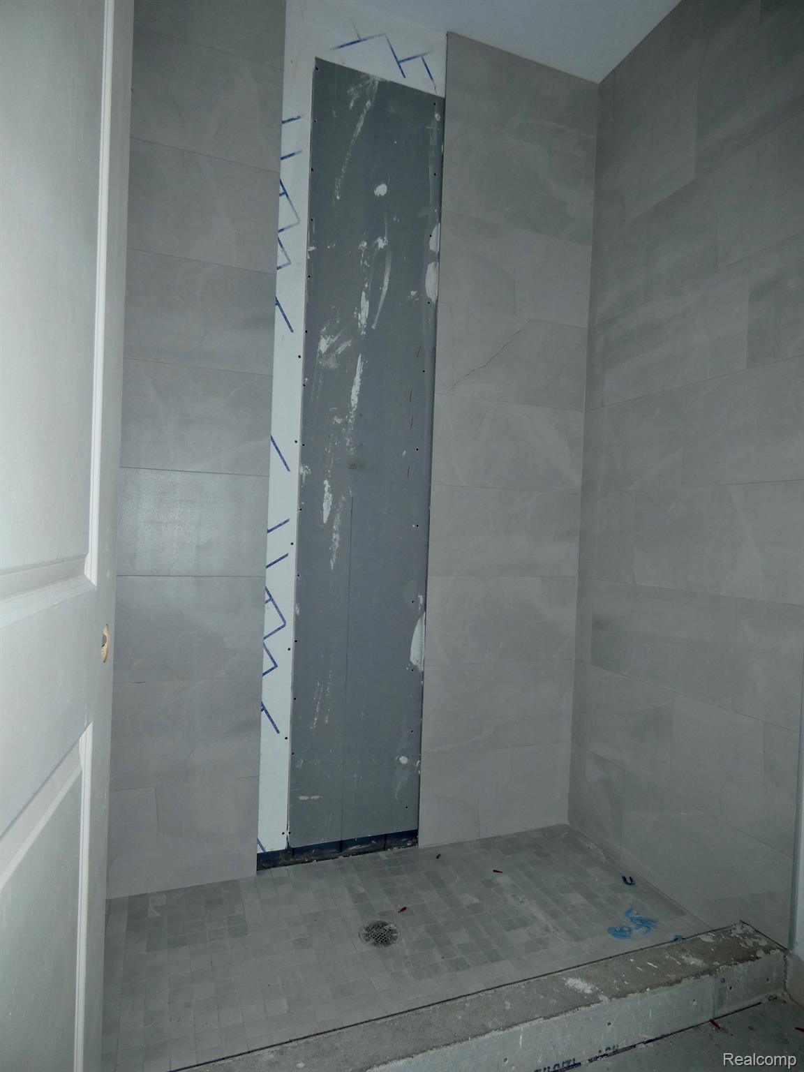24006 Pennington Road Flat Rock, MI 48134 - Photo 32 of 36 Gallery Image 32
