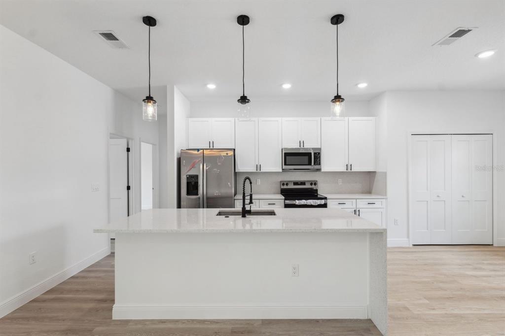 14930 Southwest 66th Avenue Ocala, FL 34473 - Photo 7 of 29