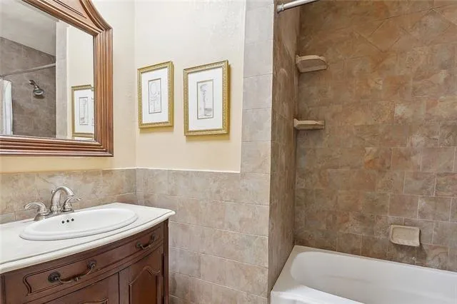 $2,500 | Undisclosed Address, Buras, LA 70041