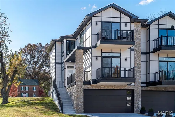 $890,000 | 512 West 2nd Street, Washington, MO 63090